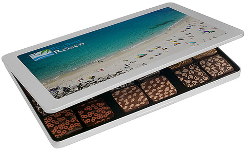 Krásné plněné čokoládky v reklamní plechové krabičce s digitálním potiskem nebo gravírováním